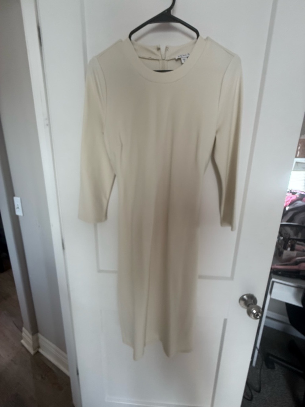 VENUS Cream Long-Sleeve Midi Dress